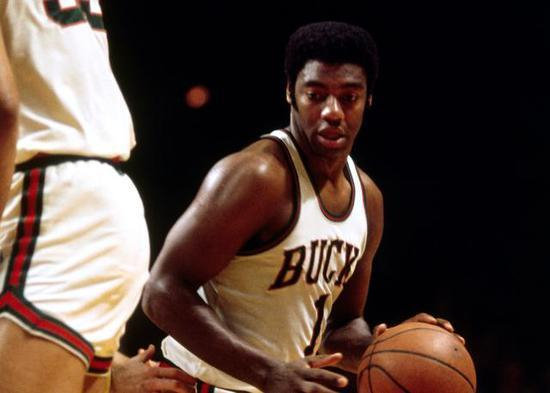 进球后他没 进球后他没