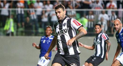 诱发对手内 诱发对手内